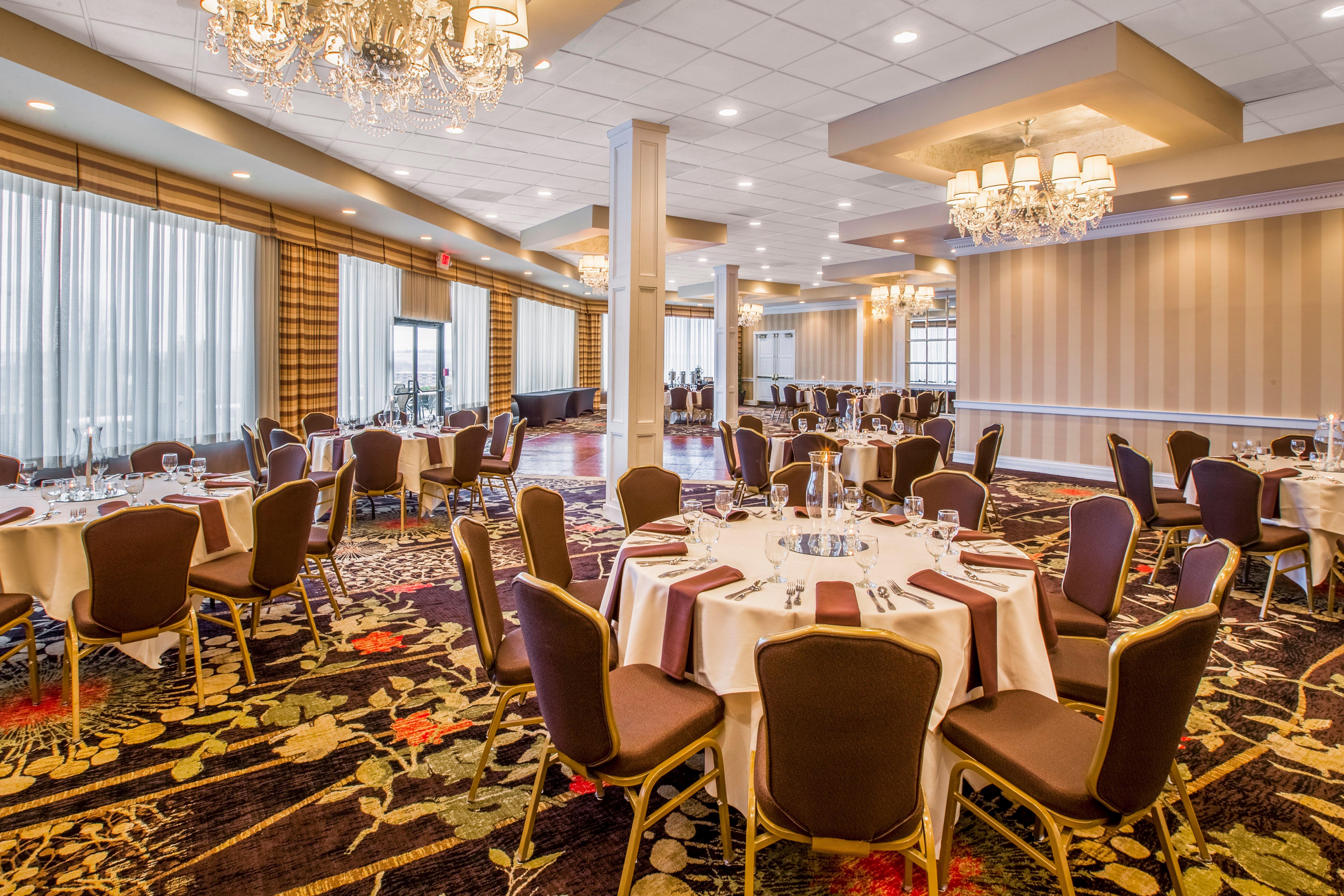 Ramada By Wyndham Cleveland Independence Hotel Eksteriør billede