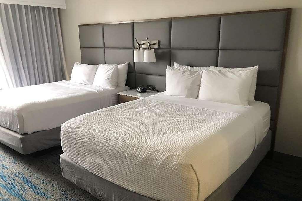 Ramada By Wyndham Cleveland Independence Hotel Værelse billede